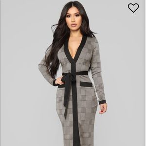 Fashion Nova Maxi Dress - WITH TAGS NEVER USED